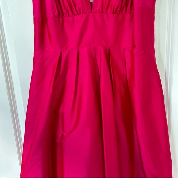Gorgeous LYNN LUGO size 4 Iridescent Thai Silk Dress Fuchsia to red shift - Picture 3 of 7